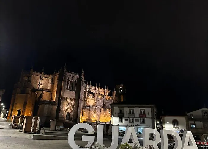 Serrano T1 Centro Da Lägenhet Guarda